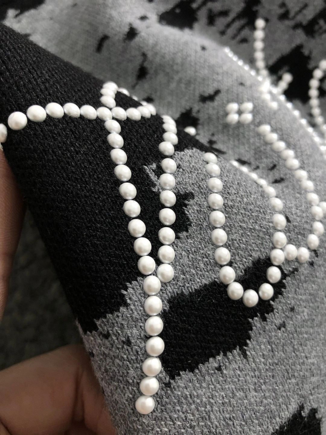 wg.luxury-- 8V wool item: E-F443J1640H